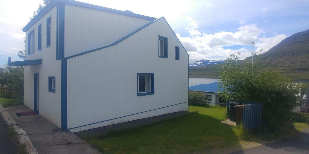 East Iceland Homestay Eskifjörður エクステリア 写真